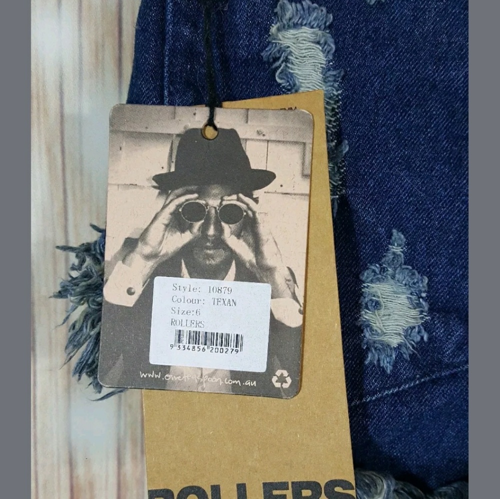 Nwt one teaspoon distressed shorts Rollers Texan 6 - Picture 3 of 6